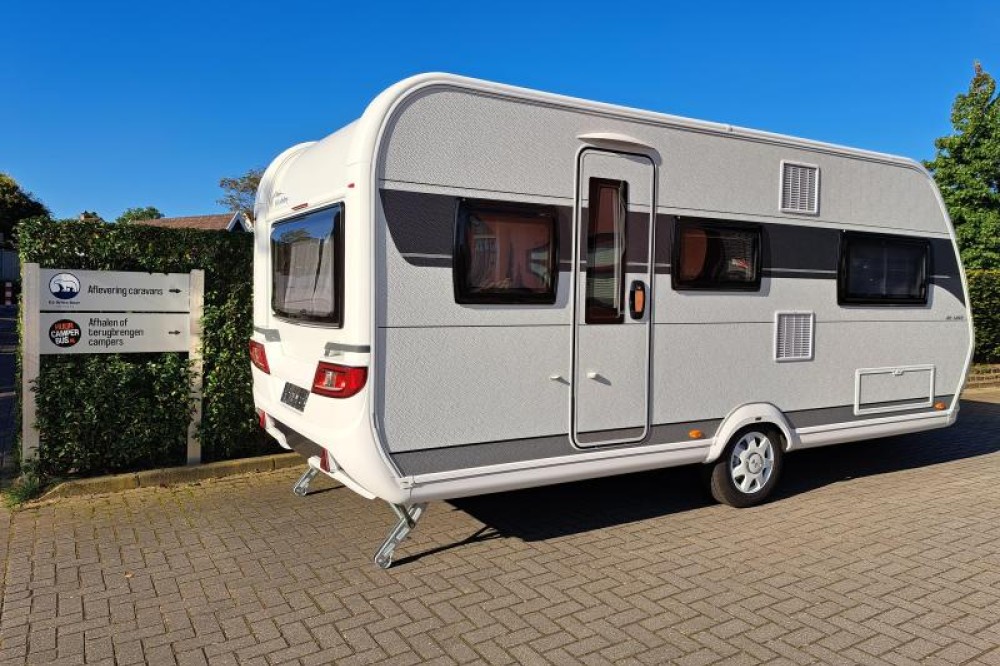 Hobby De Luxe 495 UL 1800 kg as!