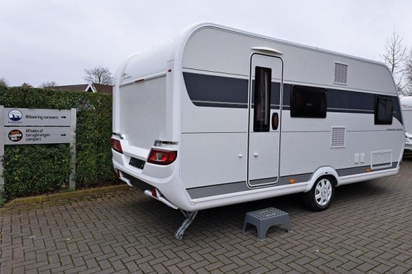 Hobby Excellent Edition 490 KMF Stapelbed + verzwaarde as