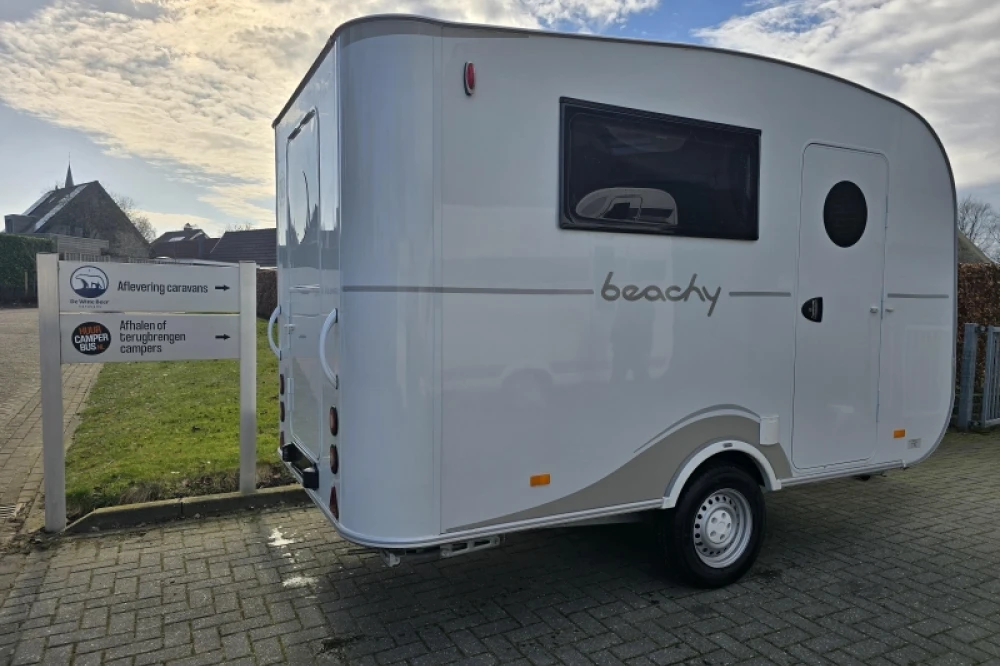 Hobby Beachy 360 + luifel + wc + fietsdr.