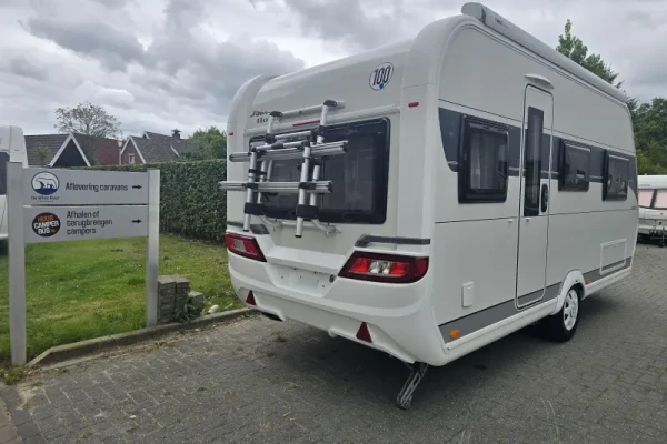 Hobby Ontour 460 DL luifel + mover + sat.