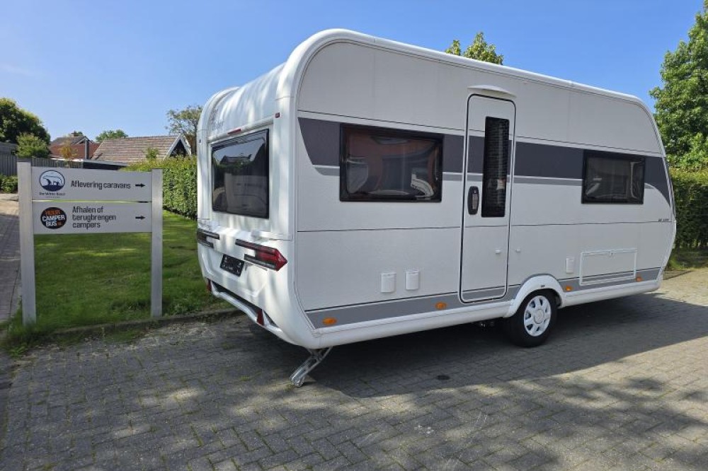 Hobby De Luxe 460 UFE