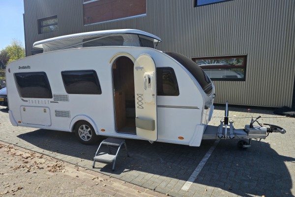 Dethleffs Tourist 460 DB met hefdak + nieuwe mover