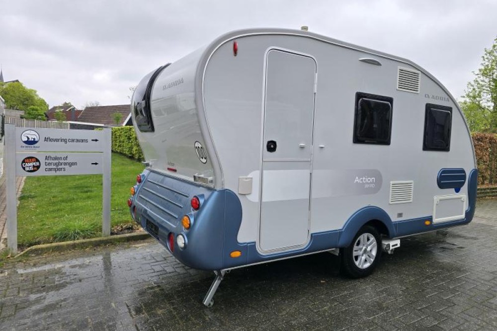 Adria Action 391 PD met mover + luifel