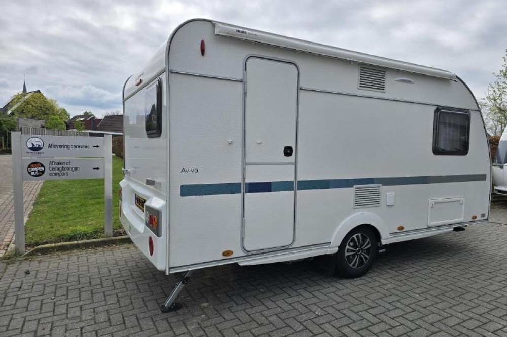 Adria Aviva 442 PH + mover + tent + luifel