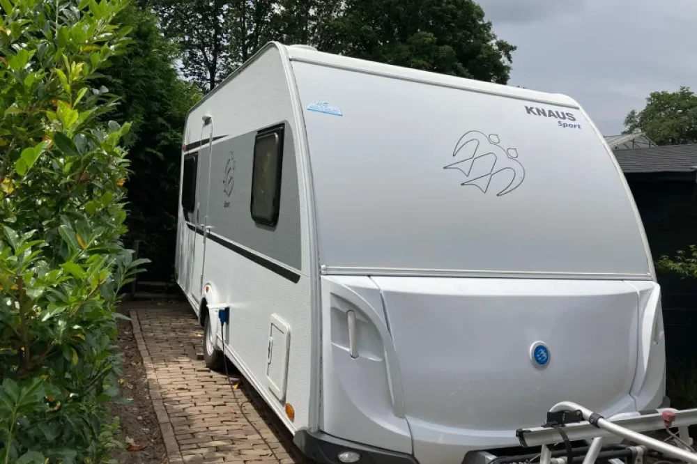 Knaus Sport 450 FU mover + voortent Unico
