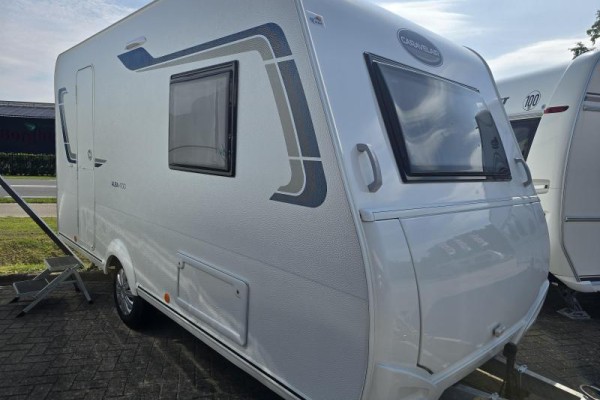 Caravelair Alba 400 met Truma mover